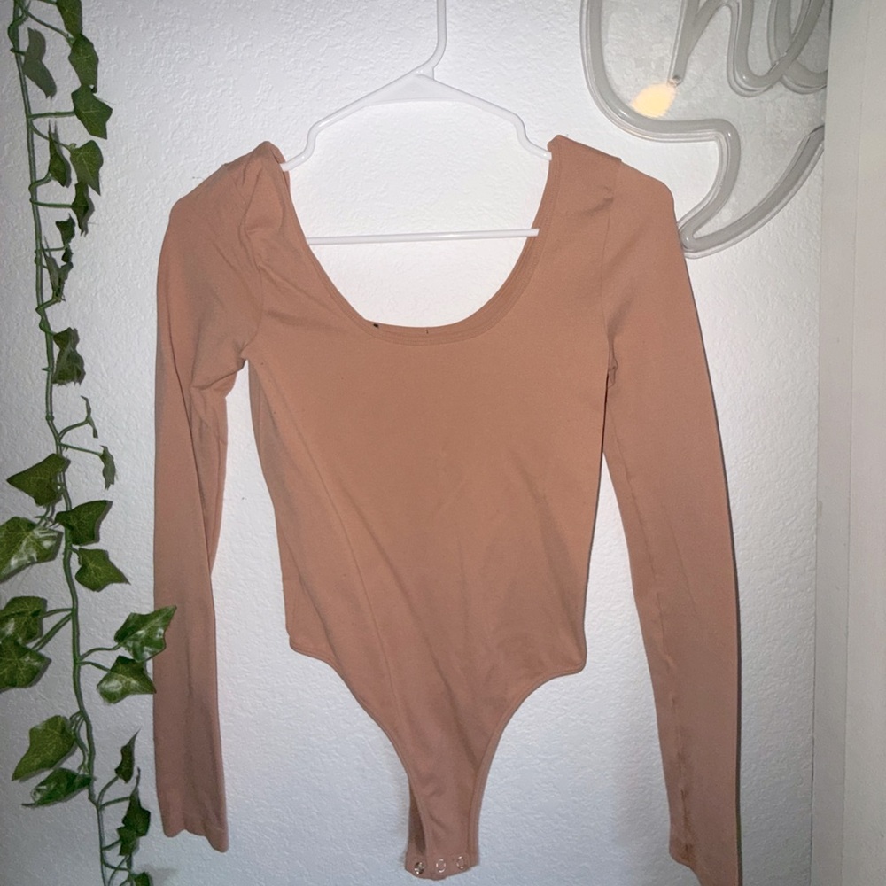 Dusty Rose Long Sleeve Bodysuit – Size M (est.)